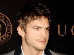 Ashton Kutcher: Habar nu am cand m-am casatorit!