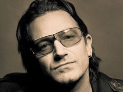 Bono va fi nas pentru gemenii cuplului Angelina Jolie si Brad Pitt