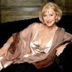 Helen Mirren, partenera ideala pentru vacantele barbatilor