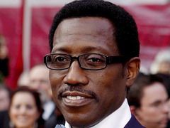 Wesley Snipes este urmatorul James Brown