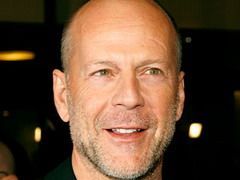 Bruce Willis isi face debutul regizoral