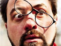 Kevin Smith: ”Am distrus o toaleta cand m-am asezat pe ea!”