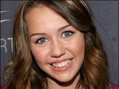 Miley Cyrus, specialista in curatarea WC-urilor