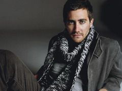 Jake Gyllenhaal se pune pe ingrasat!