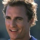 Matthew McConaughey, salvat de o batrana