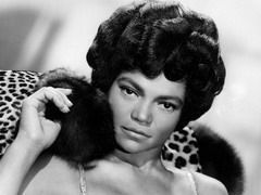 Actrita si cantareata Eartha Kitt a incetat din viata