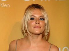 Sienna Miller, prea slaba pentru a juca in filme