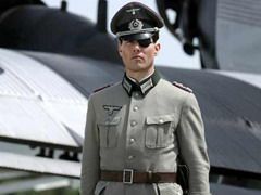 Tom Cruise s-a pus rau cu criticii de film germani