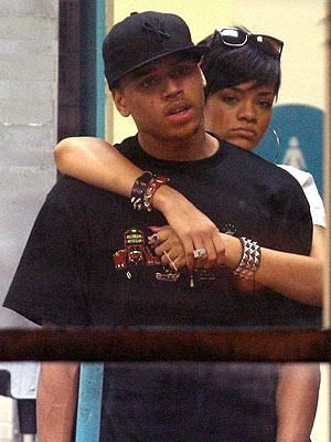 Rihanna si Chris Brown s-au casatorit?