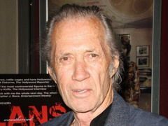 David Carradine nu s-a sinucis!