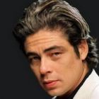 Benicio Del Toro, in vizita la o inchisoare din Puerto Rico