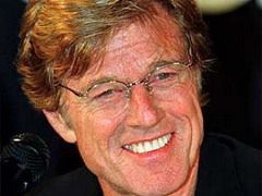 La 71 de ani, Robert Redford s-a casatorit!