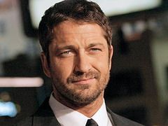 Gerard Butler se emotioneaza cand vine vorba scene de sex