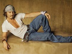 Johnny Depp cel mai sexy barbat de pe Planeta!