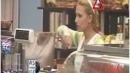 Iulia Vantur cere bacsis