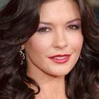 Catherine Zeta Jones se bucura de Viagra