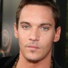 Jonathan Rhys Meyers vrea sa fie manipulat