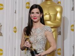 Castigatorii de la Oscar si-au etalat statuetele la Balul Guvernatorilor