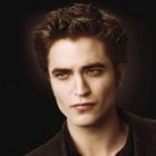 Rob Pattinson face cuceriri in randul barbatilor