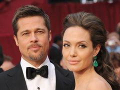 Angelina Jolie este egoista su manipulatoare?