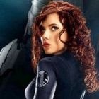 Scarlett Johansson cu un nou look