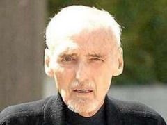 Macinat de cancer, actorul Dennis Hopper s-a prabusit pe strada