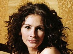 Julia Roberts a fost declarata cel mai frumos om din lume la 42 de ani