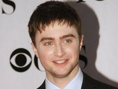 Daniel Radcliffe, din simpaticul vrajitor in rolul de soldat german