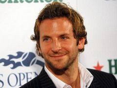 Bradley Cooper revine intr-o comedie romantica