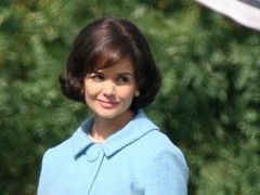 Katie Holmes va fi Prima Doamna in “The Kennedys”