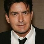 Charlie Sheen, 30 de zile la reabilitare! Isi amenintase sotia cu un cutit