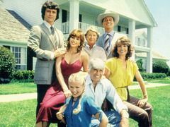 Va era dor de JR Ewing? Dallas continua!