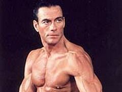 Jean-Claude Van Damme: Sunt in forma 100 la suta. Nu am suferit un atac de cord