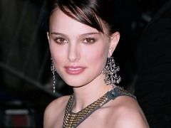 Natalie Portman este insarcinata si se va casatori!