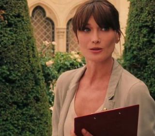 VIDEO Primele imagini cu sexy Carla Bruni, nevasta lui Sarkozy, in filmul lui Woody Allen, Midnight in Paris