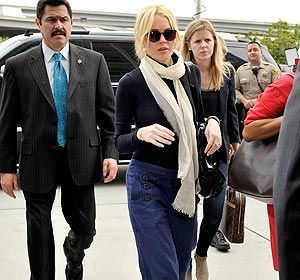 Lindsay Lohan, 4 luni de inchisoare! Cum va ajunge la morga din Los Angeles!