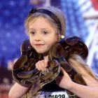 VIDEO Actrita de 7 ani care a INGROZIT publicul de la Britain rsquo;s Got Talent!