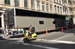 Monstrul cu care Will Smith a oprit traficul in New York: trailer de 2 milioane de dolari! FOTO!