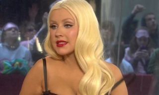 Christina Aguilera, moment jenant la TV! Cum a fost la un pas sa ramana fara rochie!