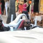 Kanye West l-a imitat pe James Bond la Cannes: a venit cu un bolid de 1,7 milioane de dolari la o petrecere de caritate!