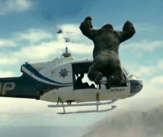 Se dezlantuie iadul in Manhattan! Imagini spectaculoase in noul trailer de la Planeta Maimutelor!