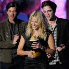 Robert Pattinson, cel mai jenant moment de la Gala MTV Movie Awards! Vezi ce gafa a facut!