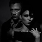 Daniel Craig si Rooney Mara intr-un poster de film interzis minorilor