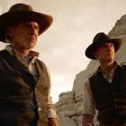 Au aparut noi postere pentru Cowboys Aliens , filmul care ii aduce impreuna pe marile ecrane pe Harrison Ford si Daniel Craig