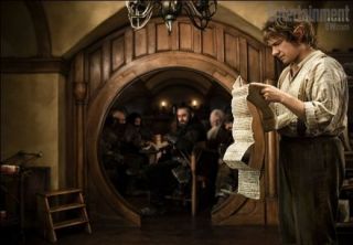 Au aparut poze noi din filmul The Hobbit , proiectul de 500 de milioane de dolari al lui Peter Jackson