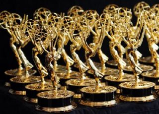 Serialele Mildred Pierce si Mad Men au dominat nominalizarile la Premiile Emmy 2011.Vezi lista