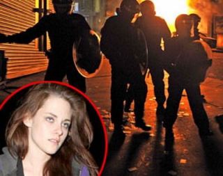 Kristen Stewart, pazita de 6 politisti de revoltele din Londra. Filmarile de la Snow White and the Huntsman oprite