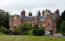 Castel din Ayrshire din secolul 16 in care locuiesc Brad Pitt si Angelina Jolie pe perioada filmarilor din Scotia