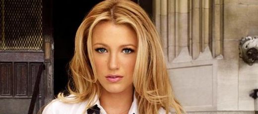 Blake Lively a cunoscut celebritatea cu Gossip Girl. Acum, joaca in blockbustere ca Green Lantern si este iubita lui DiCaprio, In acest moment, are doua noi proiecte