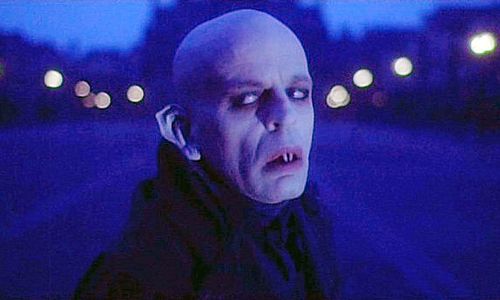 Klaus Kinki a oferit una dintre cele mai infricosatoare variante ale contelui Dracula in „Nosferatu the Vampyre” (1979).